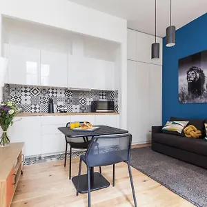  Apartment Center - Stylish Apt In Le Marais, 4pax France
